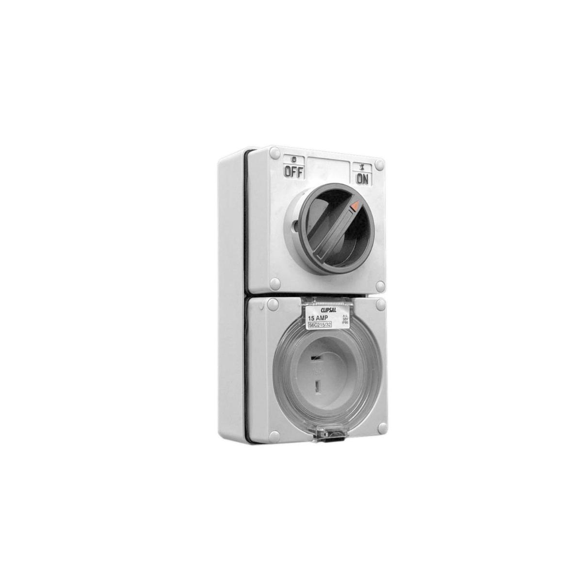 OUTLET SWITCHED IP66 2PIN 15A 32V GREY