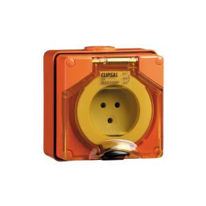 OUTLET SOCKET IP66 3 RND PIN 10A 250V GR OUTLET SOCKET IP66 3 RND PIN 10A 250V GR