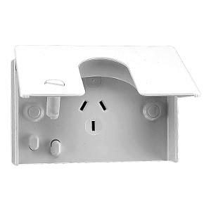 AUTO SGL SOCKET + SECURITY FLAP 10A RED AUTO SGL SOCKET + SECURITY FLAP 10A RED