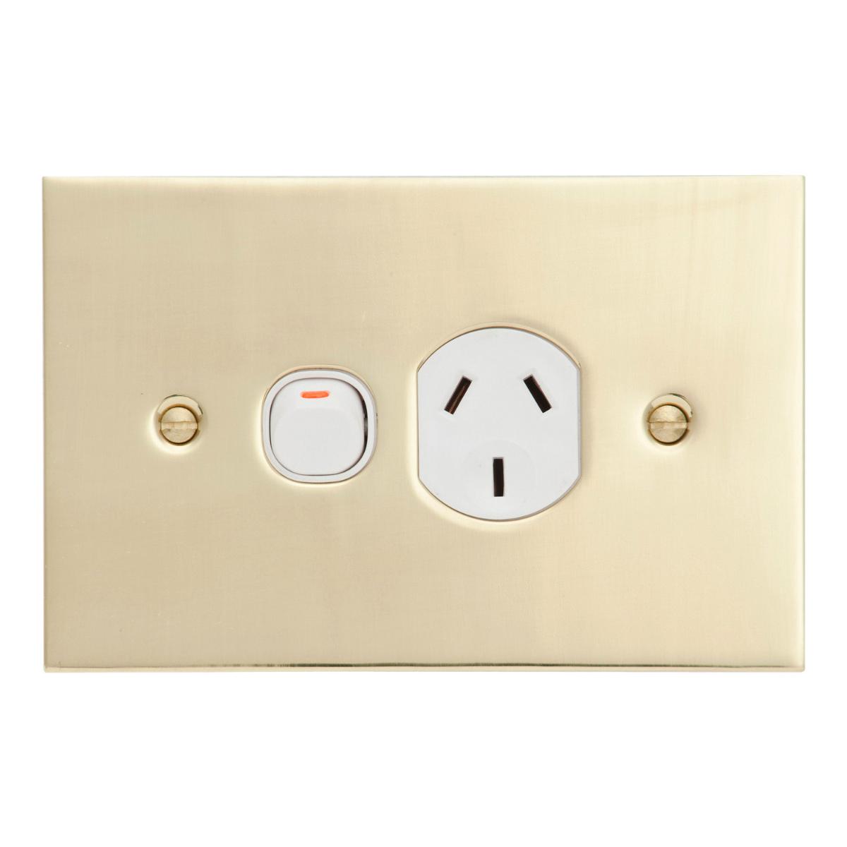 BSL STYLE BRASS SGL GPO 10A S/P WHITE