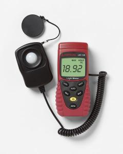 LM-200 LIGHT METER AUTO RANGING LM-200 LIGHT METER AUTO RANGING