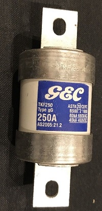 FUSE BOLT-IN CENTRE TAG 250AMP