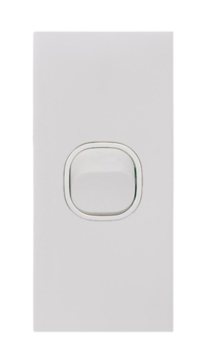 CLOUDED LEOP ARCH SW VERT 1G 16A MAT WHT