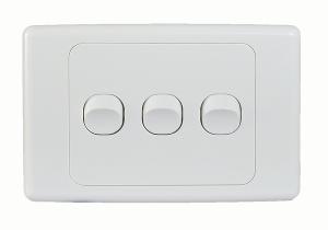 COUGAR SWITCH HORIZ 3G 16A WHITE COUGAR SWITCH HORIZ 3G 16A WHITE