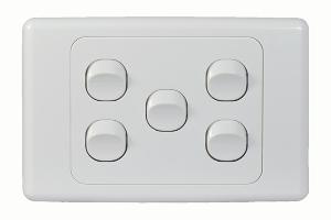 COUGAR SWITCH HORIZ 5G 16A WHITE COUGAR SWITCH HORIZ 5G 16A WHITE