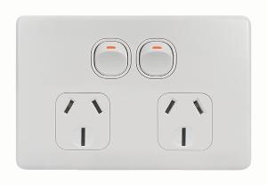 FLAT CAT DOUBLE GPO 15A HORIZ MATT WHITE FLAT CAT DOUBLE GPO 15A HORIZ MATT WHITE