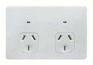 FLAT CAT AUTO DOUBLE GPO 10A HORIZ WHITE FLAT CAT AUTO DOUBLE GPO 10A HORIZ WHITE