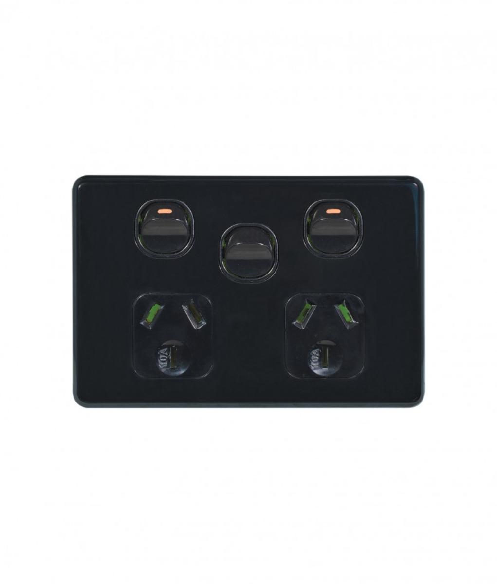 FLAT CAT DBL GPO + EXT SW 10A HOR BLACK