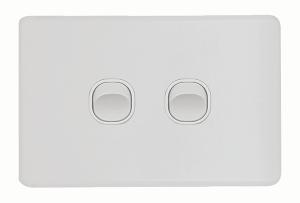 FLAT CAT SWITCH HORIZ 2G 16A MATT WHITE FLAT CAT SWITCH HORIZ 2G 16A MATT WHITE