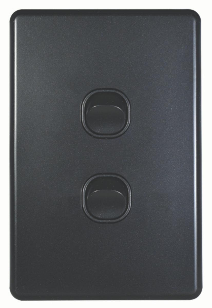 FLAT CAT SWITCH VERT 2G 16A MATT BLACK