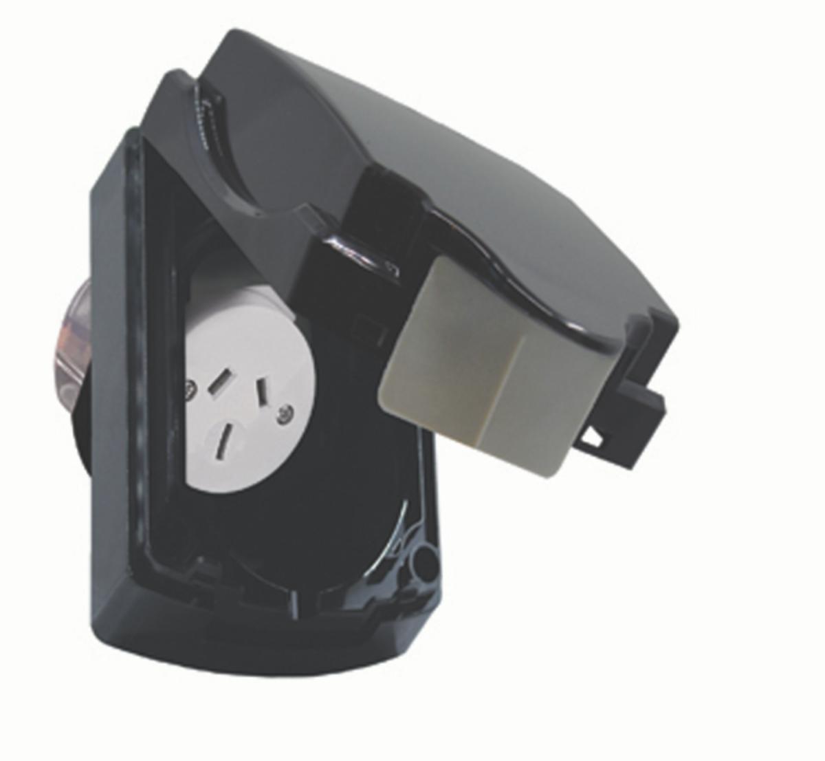 HIPPO SINGLE AUTO W/P GPO IP54 15A BLACK