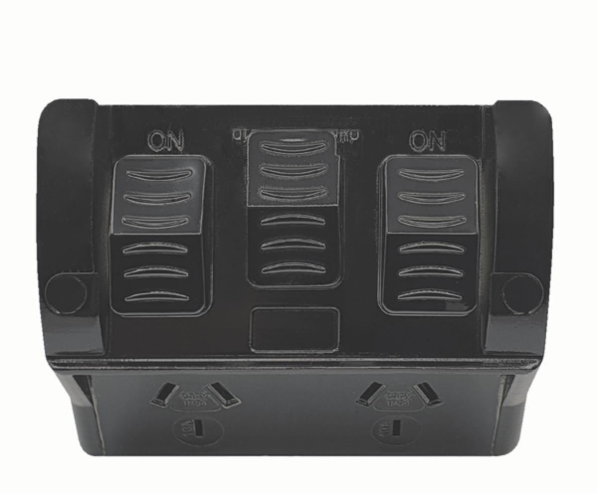 HIPPO W/P DBL GPO 10A + USB A&C BLACK