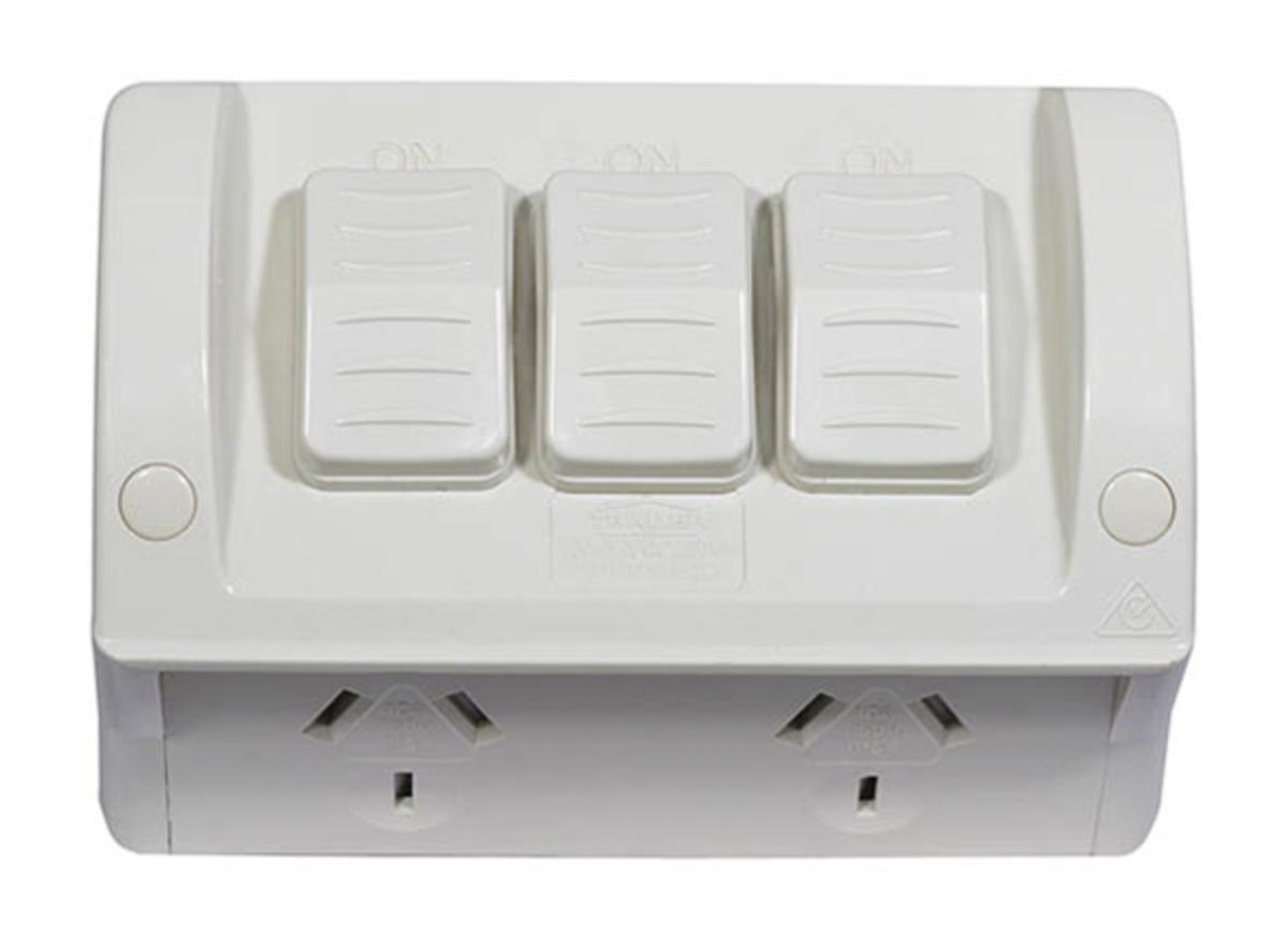 HIPPO DBL W/P GPO + EXT SW IP54 10A GREY