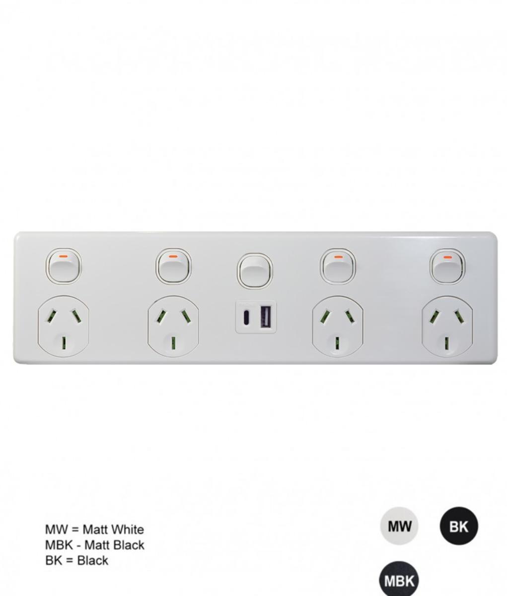 PUMA QUAD GPO + A C USB 10A D/P WHITE