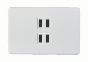 PUMA QUAD USB CHARGER PLATE 3.4A WHITE PUMA QUAD USB CHARGER PLATE 3.4A WHITE