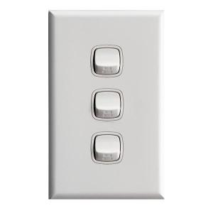 SWITCH XL 10A 3 GANG WHITE SWITCH XL 10A 3 GANG WHITE