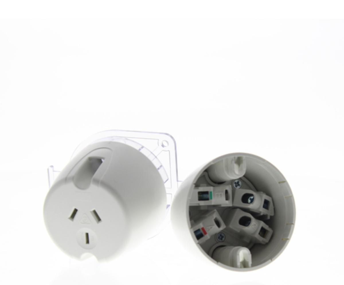 SINGLE SURFACE SOCKET 10A 3PIN WHITE