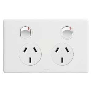 XL LIFE DBL GPO 10A + DUAL USB CHGR A C XL LIFE DBL GPO 10A + DUAL USB CHGR A C