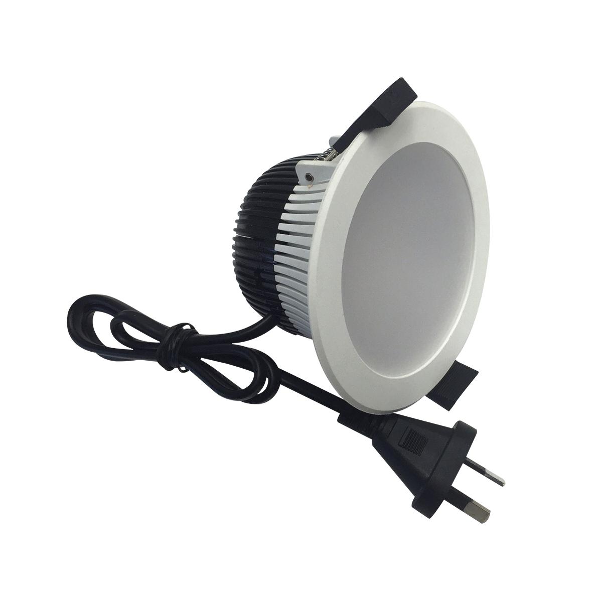 LED D/LIGHT + DRIVER 10W CCT 90MM C/O WH