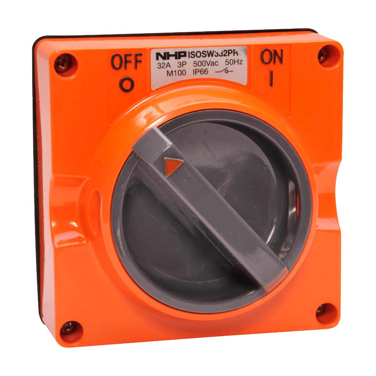 ISO SWITCH 3PH 3 POLE 32A LESS BASE