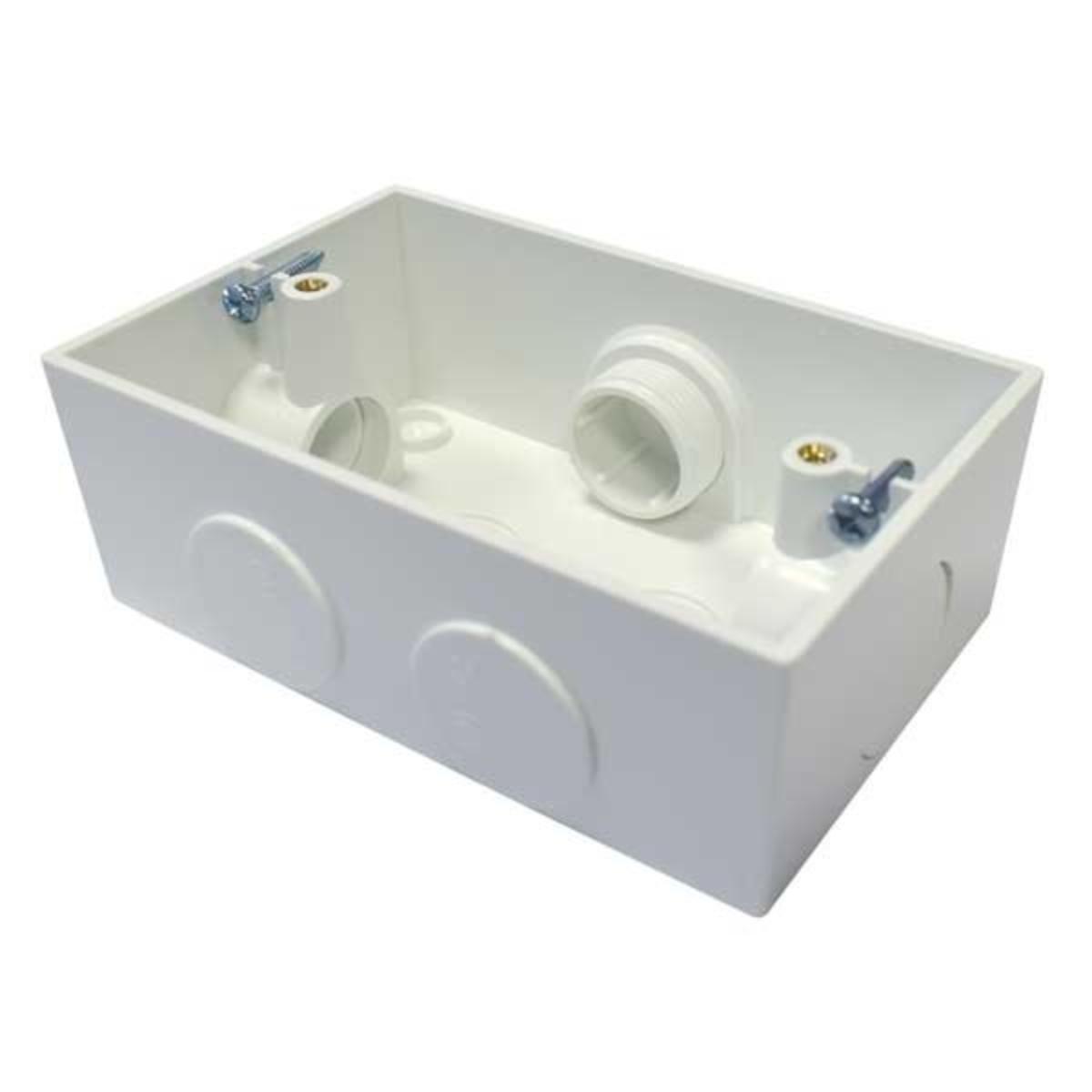 MOUNTING BLOCK ENCLOSED STANDARD WHT